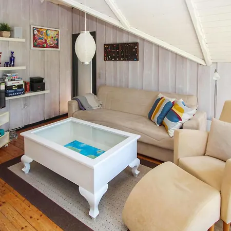 2 Bedroom In Ferienhaus *