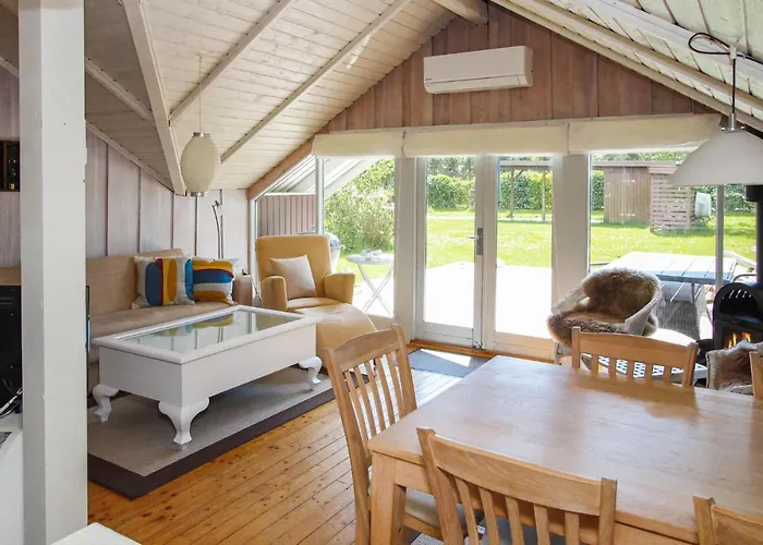 2 Bedroom In * Samsø