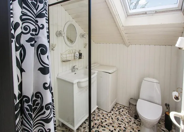 2 Bedroom In